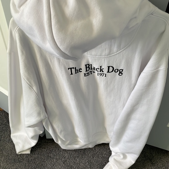 The Black Dog brand white hooded Sweatshirt with dog brand logo - Picture 2 of 4